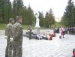 Michalovskí delostrelci si uctili pamiatku obetí oslobodzovacích bojov v Kalinove